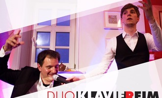 Bild - Klavierkabarett Duo KLAVIEreim erhält neue Webseite von CrayssnLabs in Schwarz & Weiss